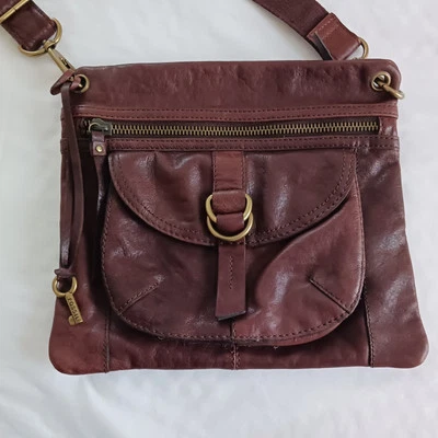 Fossil Crossbody Sasha Saddle Bag Small Brown Genuine Leather Purse - Image 1 of 4