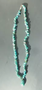 Vintage Southwestern Small Turquoise Nugget Necklace Single Strand 16 Inches VGC - Picture 1 of 7