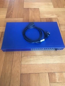 Netgear ProSafe 24+4 Smart Switch with PoE FS728TPv2 - Picture 1 of 3