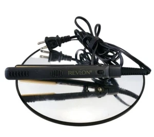 Revlon Hair Straightener With Ceramic Plates & Lock Switch Black & Gold Compact - Picture 1 of 5