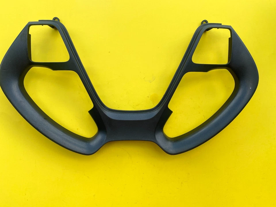 KIA FORTE 2014-2018 volante embellecedor bisel OEM 299117189 Foto 1 de 3