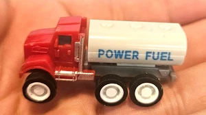 Mini Kunststoff Power Fuel Truck Druckguss half, die Welt am Laufen zu halten - Bild 1 von 5