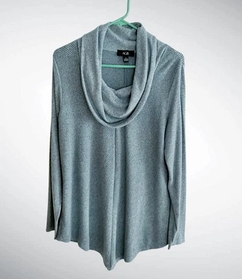 Suéter AGB Acanalado Asimétrico Cuello Capucha Manga Larga, Talla L  Foto 1 de 4