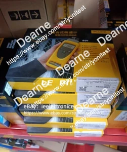 FLUKE 931 New Contact and Non-Contact Tachometers Fast Delivery/da#iee - Picture 1 of 3