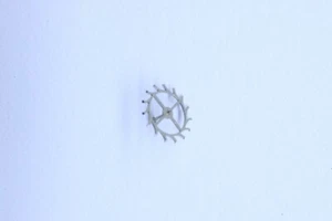 ETA 2540 2541 2550 2551 part 705 Roue echappement Escape wheel Ruota d'ancora - Picture 1 of 2