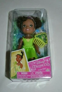 DISNEY 2020 PRINCESS PETITE TIANA WITH COMB !! VHTF !! - Picture 1 of 2