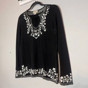 Neiman Marcus Embroidered Sweater Blouse Top Black White Silk Cotton Size Small - Picture 1 of 8