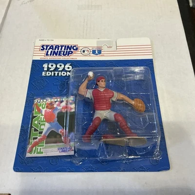 ALINEACIÓN INICIAL EDICIÓN 1996 IVAN (PUDGE) RODRIGUEZ CATCHER NUEVO Foto 1 de 4