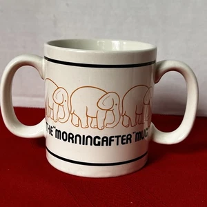 Vintage Lustige Tasse The Morning After Kaffeetasse Kater Rosa Elefanten 2 Henkel - Bild 1 von 11