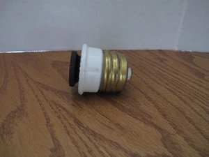 Vintage GE Porcelain 660W 250V Light Bulb Socket Outlet Adapter General Electric - Foto 1 di 7