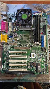 QDI KinetiZ K7E-A CPU AMD Athlon 1000MHz / IO shield with ISA PCI and AGP slots - Photo 1/3