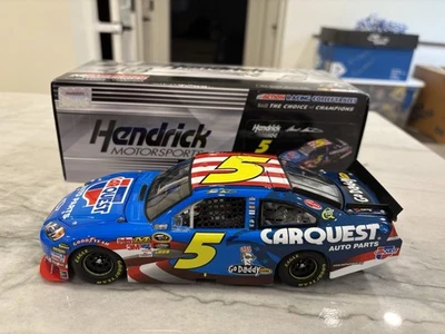 Mark Martin 2010 Carquest Honoring Our Soldiers Nascar 1/24 Diecast Action #5  - Image 1 of 4