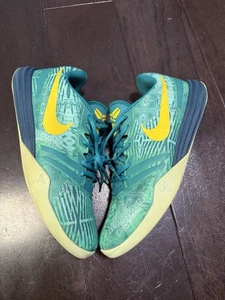 Kobe KB Mentality 704942-300 amarillo azulado talla 11 **sin caja - Imagen 1 de 9