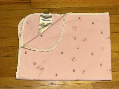 Difícil de encontrar de colección? Manta de bebé rosa polar púrpura mariposa floral bordada RN 15582 Foto 1 de 4