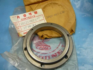 Honda VT700 C NV750 C Shadow 1986 Outer Ring Starter Clutch 28121-MK7-670 - Picture 1 of 5
