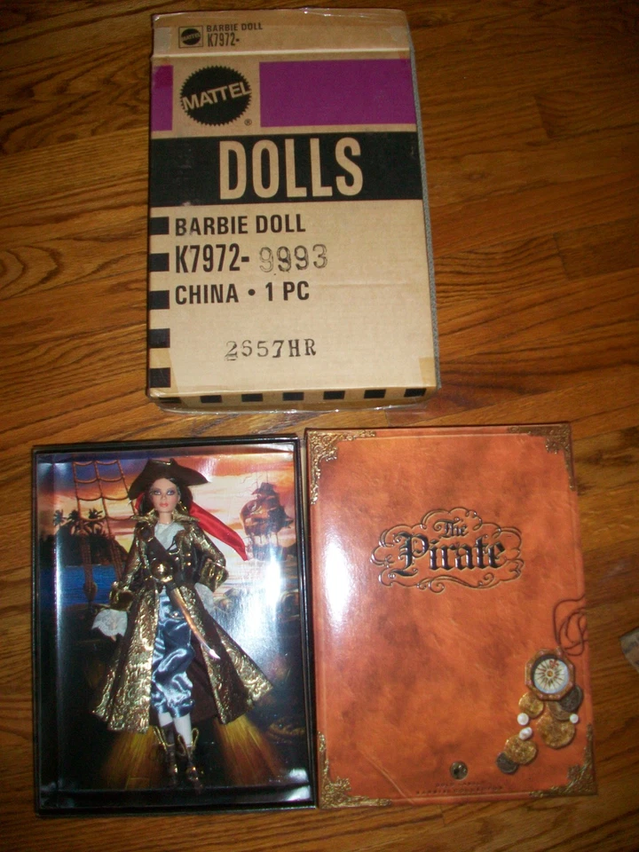 The Pirate Barbie Gold Label 2007  Foto 1 de 1