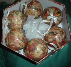 Avon Gift Collection Victorian Decoupage Ornaments in Geschenkbox - Bild 1 von 7