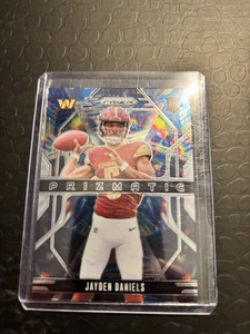 2024 Panini Prizm - Prizmatic Jayden Daniels #3 (RC) - Foto 1 di 1