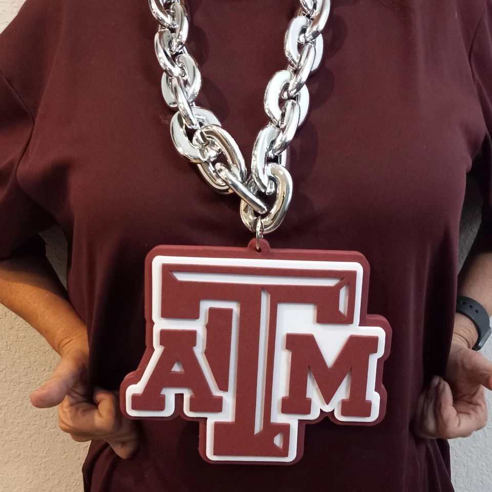 Texas A&M Aggies BIG Fan Chain - Big Logo, Silver Chain - Image 1 of 1