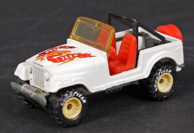 Jeep CJ-7 Malasia Real Riders Hot Wheels de colección - blanco Foto 1 de 4