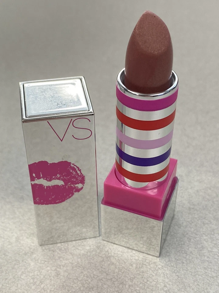 Victoria's Secret *Big Kiss* Perfect Lipstick - Image 1 of 1
