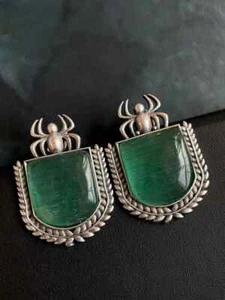 Spider Shape Oxidized Stud Earring - Picture 1 of 4