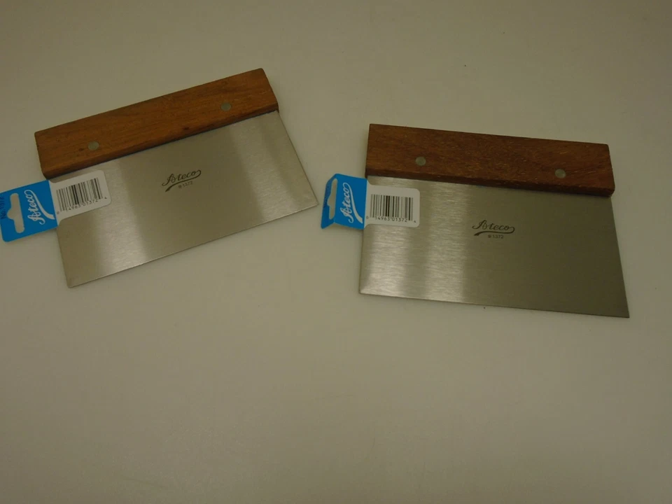 Ateco 1372 Stainless Steel Bench Scraper With Wood Handle