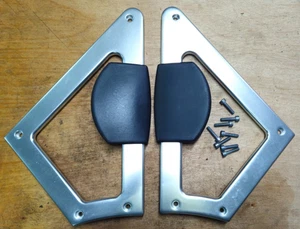 PAR DE RODILLERAS AUDI TT MK1 8N INC NEGRAS 8N0857646 8N0857645 - Imagen 1 de 4