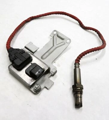 BMW 335D (E90) 2011 3,0 L M57Y motor diésel emisiones oxígeno O2 sensor Nox. Foto 1 de 4