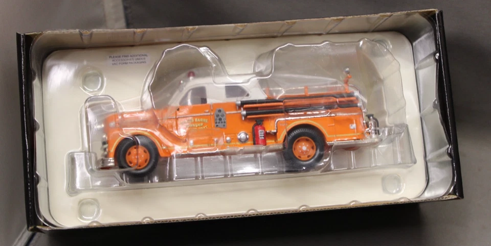 BOMBA CORGI HERO'S UNDER FIRE SEAGRAVE 70 ANIVERSARIO ESCALA 1/43 COMO NUEVA @ Foto 1 de 4