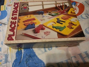 Vintage Place and Trace Puzzle Stencil Set Discovery Toys Complete Set - Picture 1 of 2