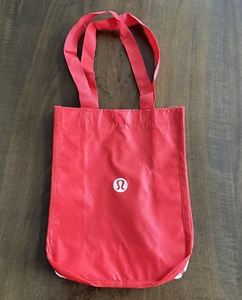 Lululemon Holiday Small Reusable Shopping Tote Lunch Bag Red 12x9x5” - Picture 1 of 2