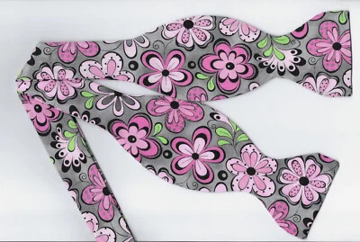 Retro Bow tie, Groovy Pink Daisies on Gray, 60's 70's, Flower, Self-tie Bow Tie - Image 1 of 4