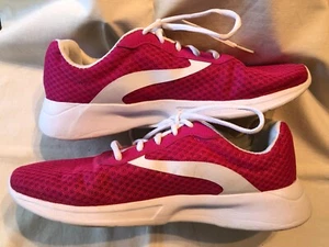 Athletic Works Memory Foam Mesh Trainer Hot Pink Tennis Shoes Lightweight size 9 - Picture 1 of 12