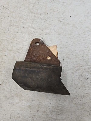 1955 1956 1957 1957 Chevy крепление механической коробки передач LH 3728507 - Изображение 1 из 4