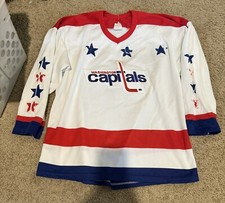 Vintage CCM NHL Washington Capitals Hockey Jersey Men’s Medium White Red 90s