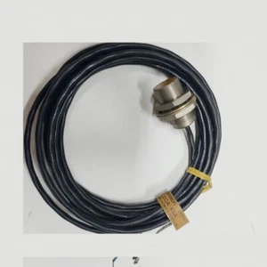 ▀▄▀▄▀  OMRON  E2CA-X5A  PROXIMITY SWITCH INDUCTIVE  --  E2CA X5A - Picture 1 of 1