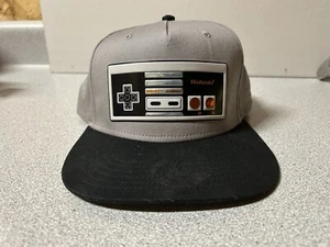 NES Nintendo Entertainment System Controller Black Snapback Gray Hat Cap - Picture 1 of 12