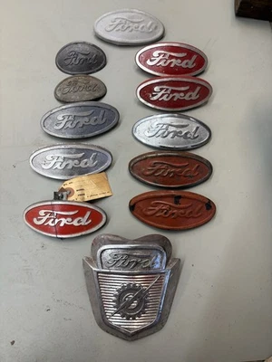 Emblemas de tractor Ford de colección raros originales ¡Envío rápido!! Foto 1 de 2