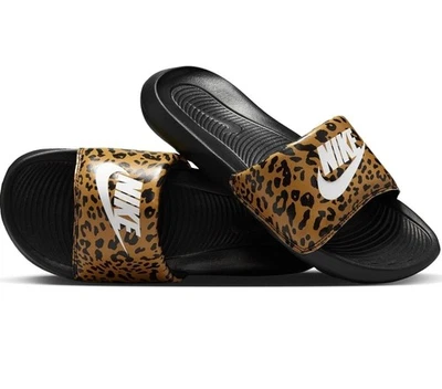 Zapatillas Nike Victori para Mujer, Multicolor Chutney Negro Marrón Leopardo, Talla 9 Foto 1 de 4