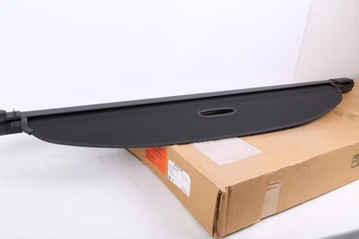 Fábrica OEM GM Buick Envision Carga Seguridad Sombra Ébano 2016-2020 Nuevo 233315627 Foto 1 de 4