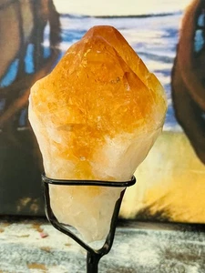 Soporte de exhibición generador multipunto citrino natural 230 gramos - Imagen 1 de 12