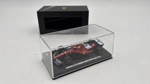  LSLS64025 Looksmart Ferrari SF-25 Winner China Sprint Race 2025 1:64 - Bild 1 von 2