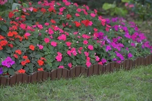 NoDig Landscape Edging w/ Spikes Adirondack Wood-Look Fence Garden Border 60 ft - Picture 1 of 10