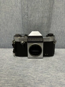 Praktica Film Camera 82272 - Picture 1 of 11
