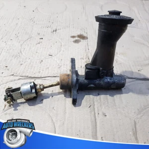 Toyota Hilux LN167 Clutch master cylinder Diesel - Picture 1 of 2