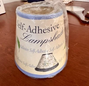 Hollywood Lights SELBSTKLEBENDER DISPLAY LAMPENSCHIRM Handarbeit Display NOS - Bild 1 von 9