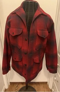 Vintage Pendleton Jacket Mens Medium Red Mackinaw Cruiser Wool Coat Heavyweight - Picture 1 of 7