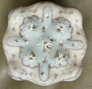 Antique CF Monroe Wavecrest Art Glass Egg Crate Jewelry Box Daisies 5”wide - Picture 1 of 10