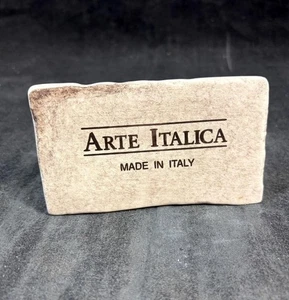 Letrero Publicitario Arte Itálica Beige Marrón Cerámica Negro Fuente Texto Hecho en Italia - Imagen 1 de 6
